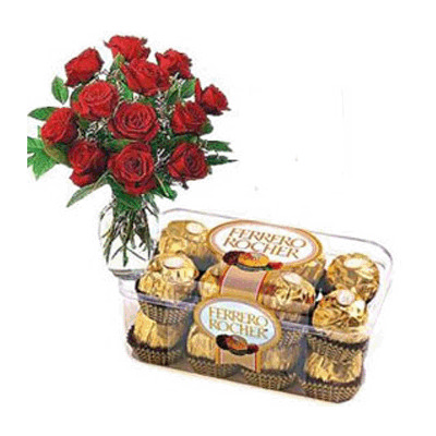 16 Pcs Ferrero Rocher with Red Roses Bunch